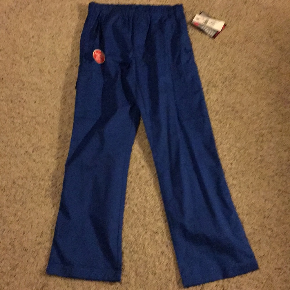 MC2 scrub pants